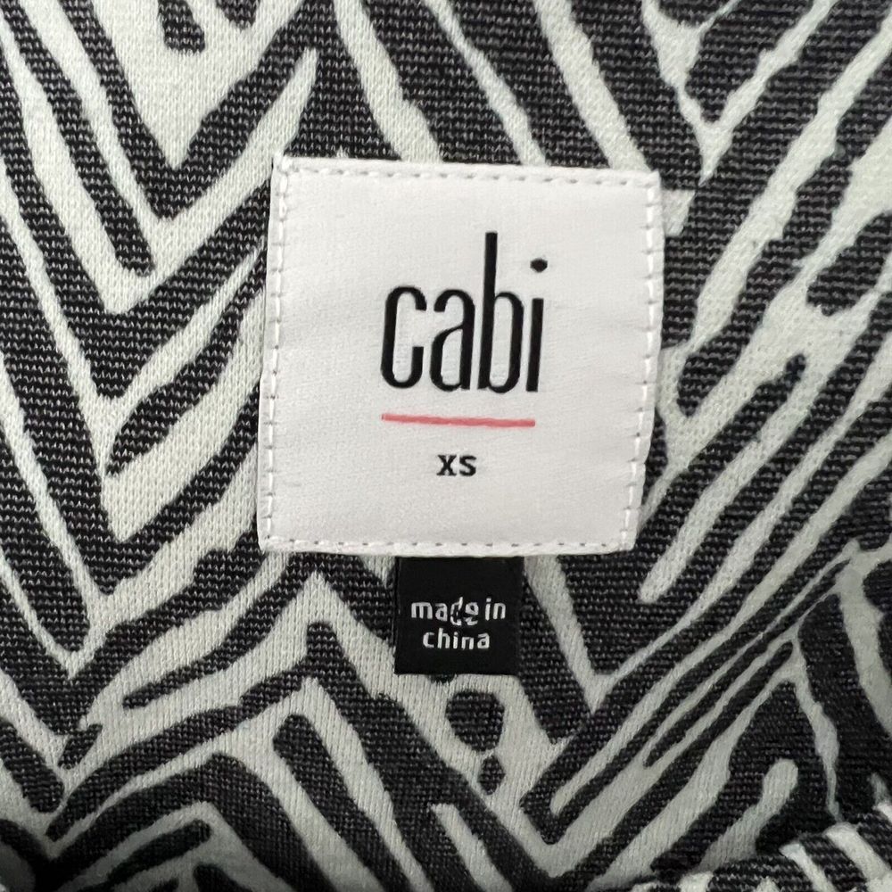 CAbi #3034 Womens Size XS Black White 3/4 Sleeve Zig Zag Ponte Knit Jacket - Picture 7 of 8